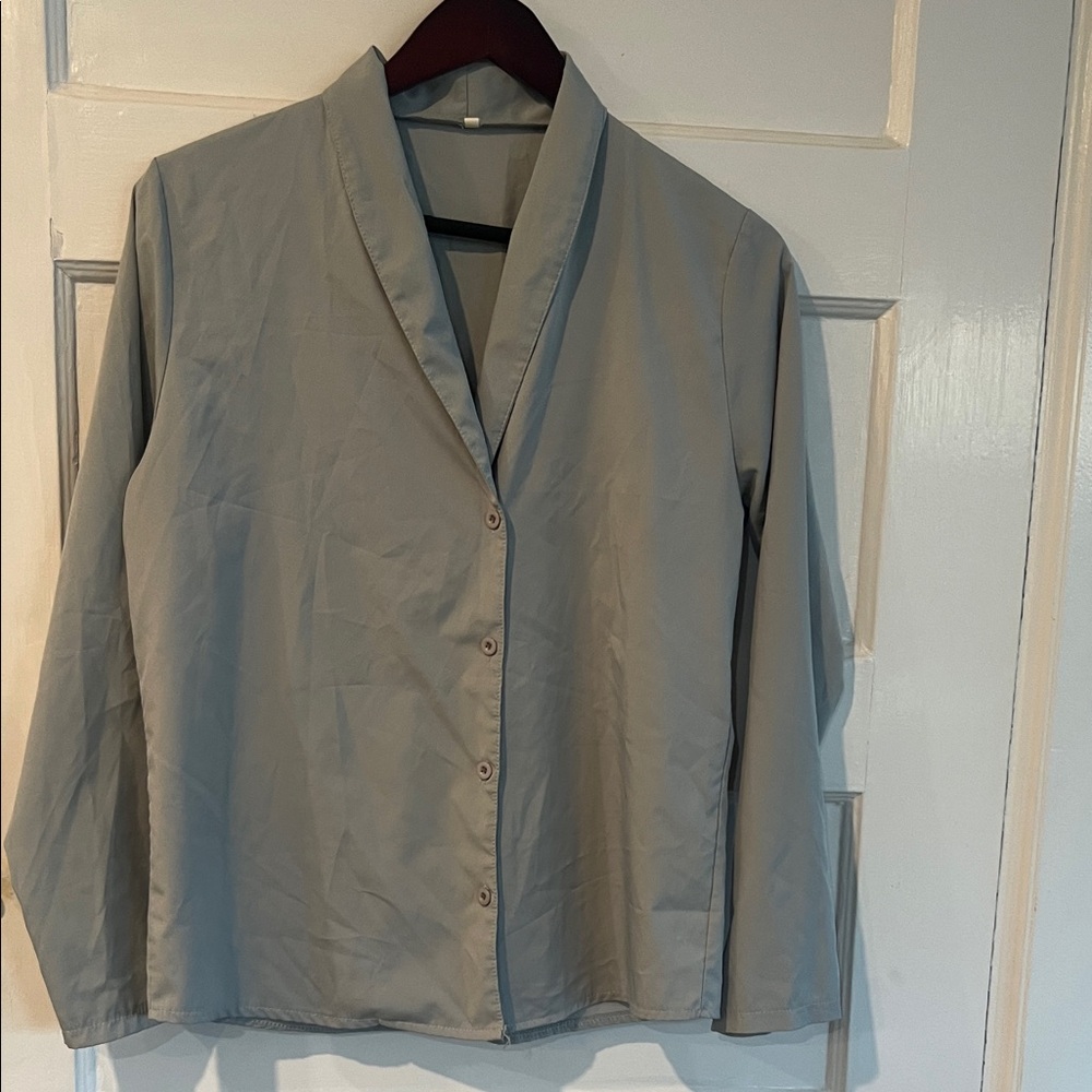 Chic Women's Gray Blazer